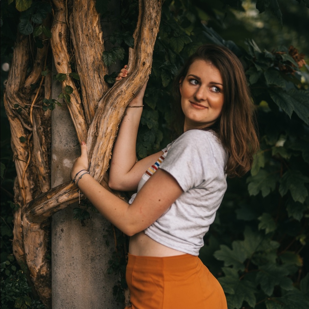 Meet your Posher, Kelli